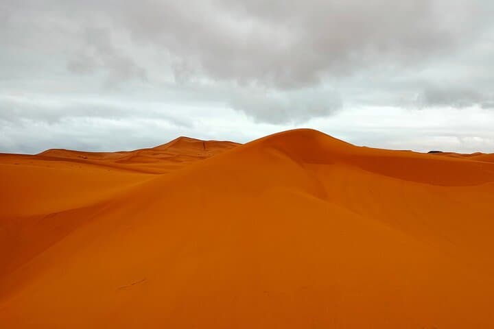 3-Day Sahara Expedition from Marrakech — Atlas Passes, Kasbahs & Luxury Glamping
