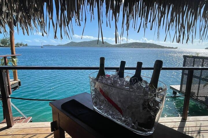 Bora Bora Private Wine Tasting with Master Sommelier at Saint-James photo 3