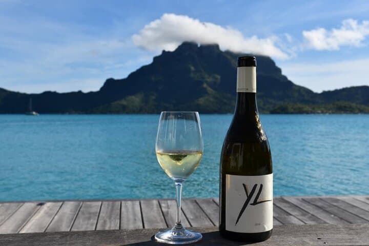 Private Advanced Wine Tasting in Bora Bora: Sommelier-Led Pairing at Saint-James photo 5