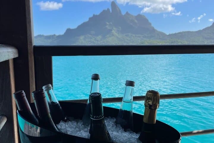 Private Advanced Wine Tasting in Bora Bora: Sommelier-Led Pairing at Saint-James photo 2