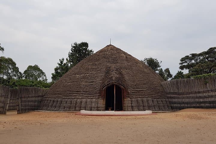 Two-Day Nyungwe Canopy Walk, Nyanza King's Palace & Chimpanzee Trekking from Kigali photo 2