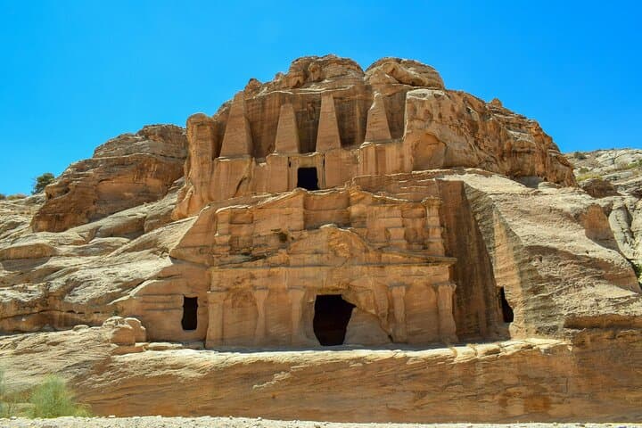Seven-Day Private Jordan Tour: Amman, Petra, Wadi Rum & Ma'in Hot Springs photo 3