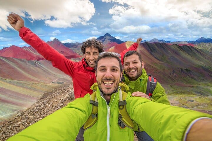 Full-Day Vinicunca Rainbow Mountain Hike from Cusco photo 4