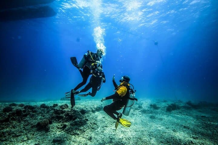 Full-Day Hurghada Scuba Diving: 2-Stop Red Sea Beginner Boat Trip with Lunch photo 5