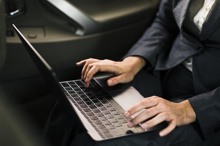 Private Airport Transfer Between Bethesda and Reagan National — Door-to-Door Black Car Service photo 5