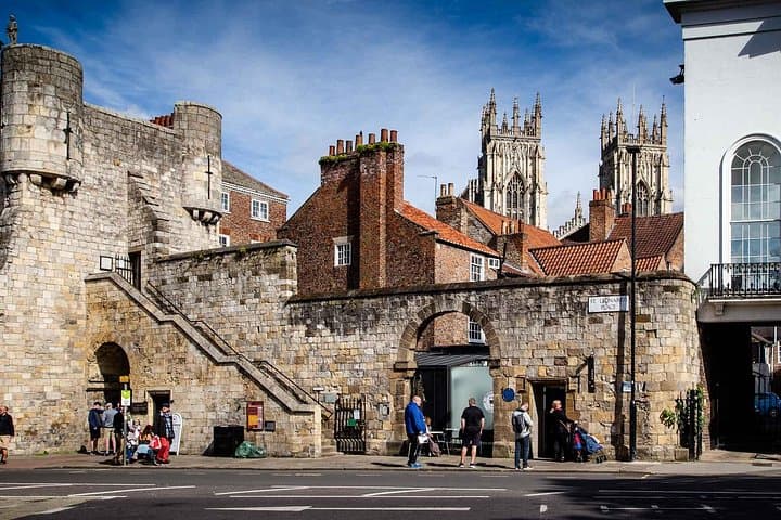 Capture York: A 3-Hour Photography Walking Tour of Minsters, Shambles, and Gardens photo 4