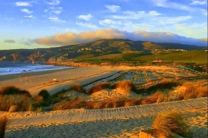 Private Sintra and Cascais Day Tour from Lisbon: Pena Palace, Quinta da Regaleira & Atlantic Coast photo 3