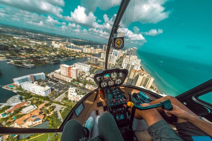 Miami Romantic Helicopter Tour with Champagne — 40-Minute Private Aerial Experience photo 6