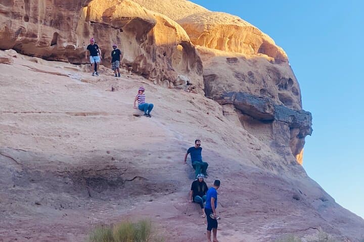 Wadi Rum Jeep Tour: 4-Hour Desert Highlights at Sunrise or Sunset photo 3
