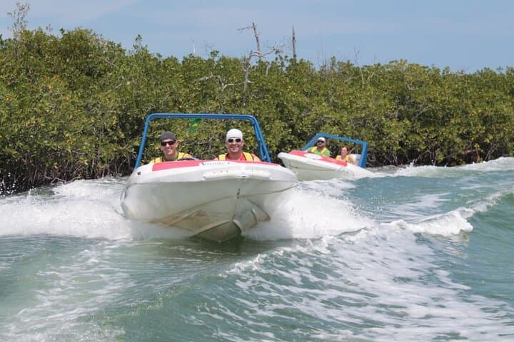 Captain a Speedboat Through Nichupté Lagoon & Snorkel Punta Nizuc (Cancún) photo 3