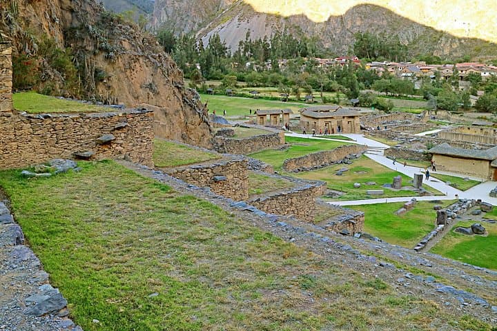 Sacred Valley Day Tour: Pisac, Ollantaytambo & Chinchero Highlights photo 4