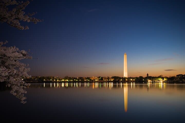 DC by Night: Private Group Evening Tour of Washington's Illuminated Monuments photo 3