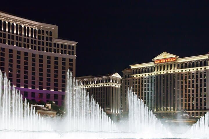 Sip, See, and Spectacle: Night Walking Tour of the Las Vegas Strip photo 3