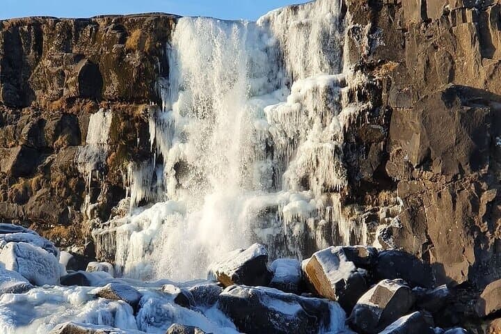 Golden Circle Private Tour: Þingvellir, Geysir & Gullfoss Day Trip from Reykjavík photo 5