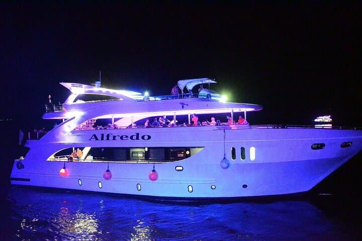 Sharm El Sheikh Evening Boat Party with Seafood Dinner & Oriental Show