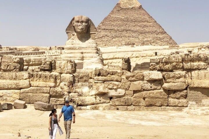 Private All-Inclusive Giza Pyramids & Sphinx Tour: Khufu, Khafre and Menkaure Experience photo 2