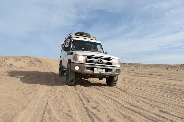 Marsa Alam Super Desert Safari: Jeep Sunset, Camel Ride & Bedouin Dinner