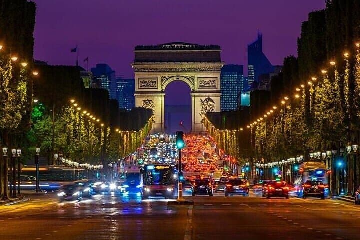 Paris Night Private Tour — 4-Hour Chauffeured Illumination Drive photo 6