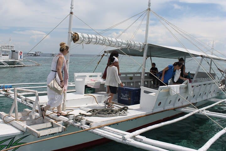 Mactan-Cebu Island Hopping Cruise: Snorkel Hilutungan & Caohagan with BBQ Lunch photo 4