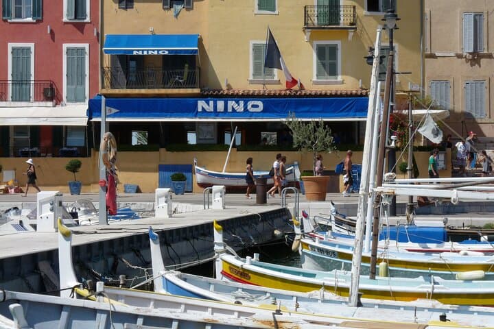 Cassis and Luberon Day Tour from Aix-en-Provence — Calanques, Markets & Hilltop Villages photo 4