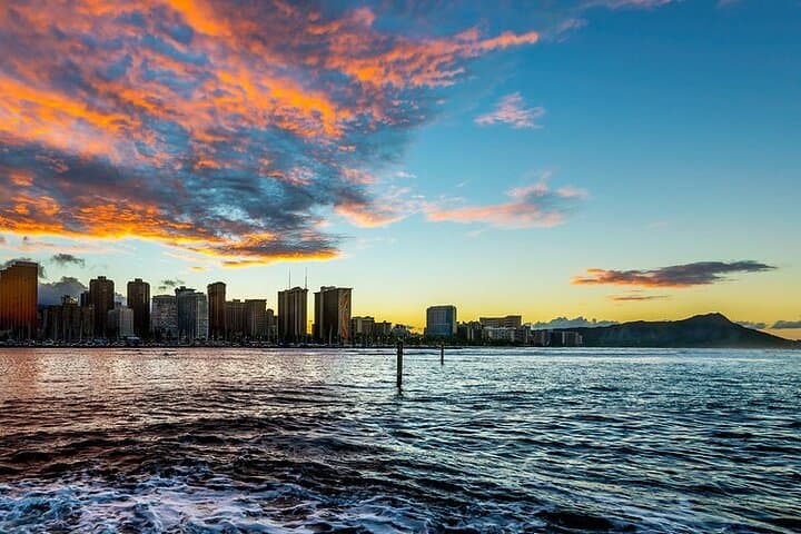 Experience Honolulu: Sunrise Whale Watching and Breakfast Cruise photo 4