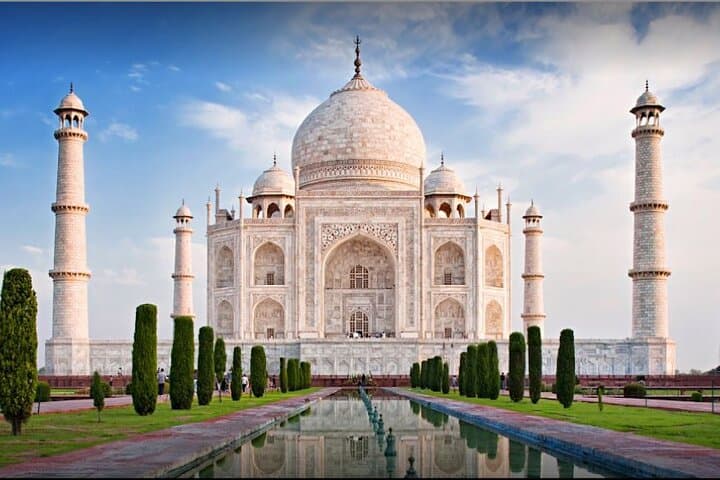 Private Sunrise Taj Mahal Trip from Delhi — All‑Inclusive Day Tour