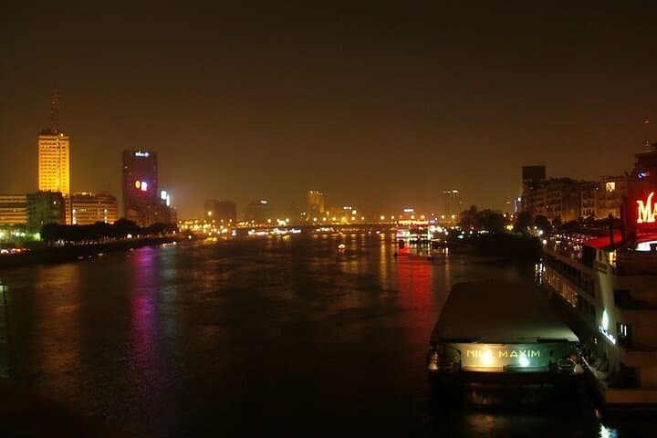 Cairo By Night: Private Walking Tour and Transfer for Evening City Highlights photo 6