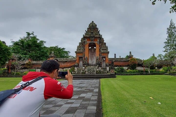 Private Bali UNESCO Heritage Sites Day Tour — Ulun Danu, Jatiluwih & Gitgit Waterfall photo 6