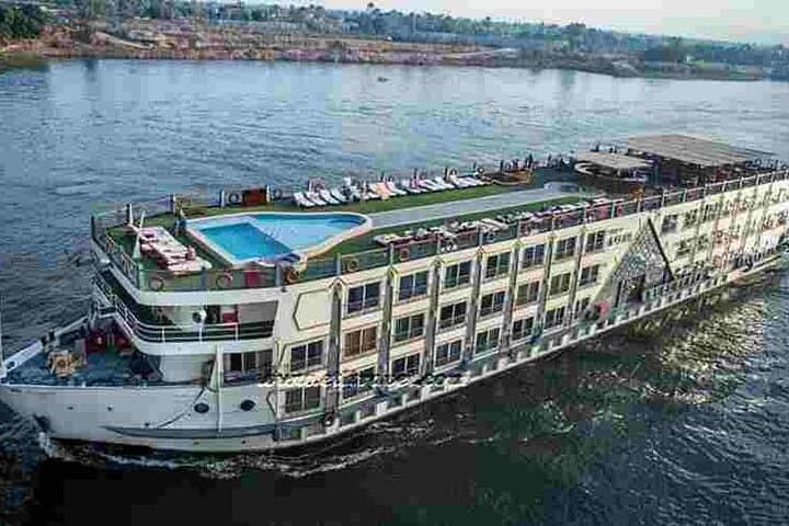 4-Day Nile Cruise from Cairo: Luxor, Aswan & Abu Simbel with Train Transfers photo 2