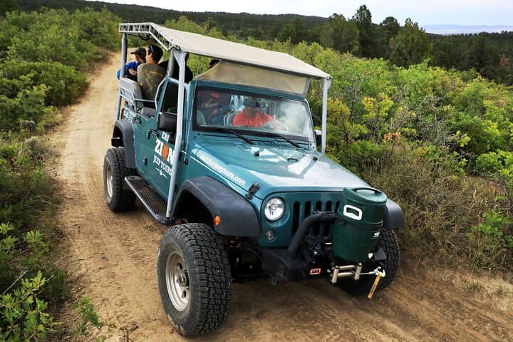 Exploring East Zion: A Rugged Jeep Tour to Checkerboard Mesa and Jolley Gulch photo 3