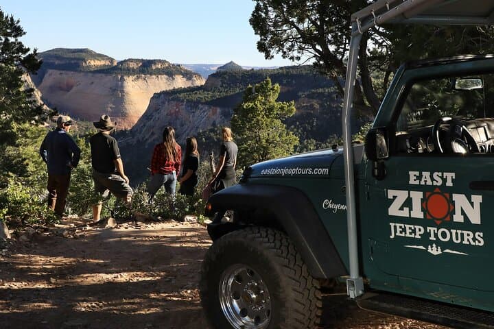 Exploring East Zion: A Rugged Jeep Tour to Checkerboard Mesa and Jolley Gulch photo 2