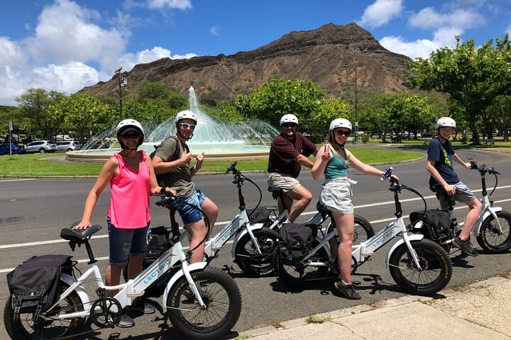 Waikiki to Diamond Head: Scenic 2-Hour eBike Ride photo 2