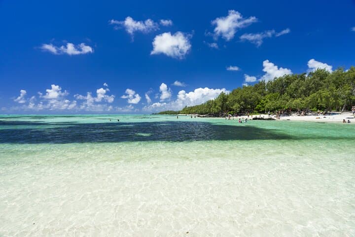 Private 5-Island Speedboat Excursion to Ile aux Cerfs with Snorkeling & Waterfall Visit photo 2