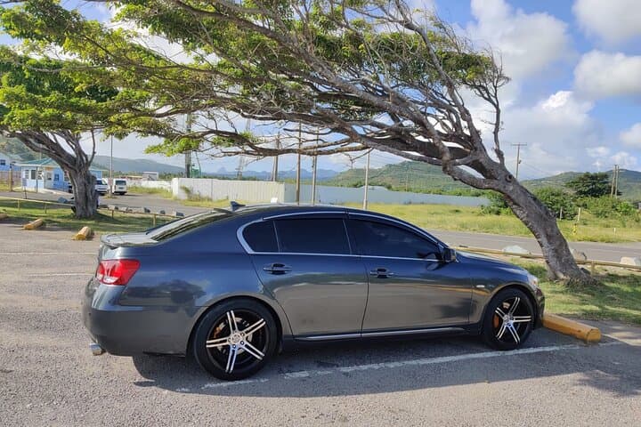 St Lucia UVF Private Round-Trip Airport Transfer to Resorts