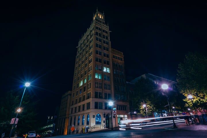 Asheville Boos and Booze Haunted Pub Crawl: A Spirited Journey Through the City’s Haunted Pubs photo 6