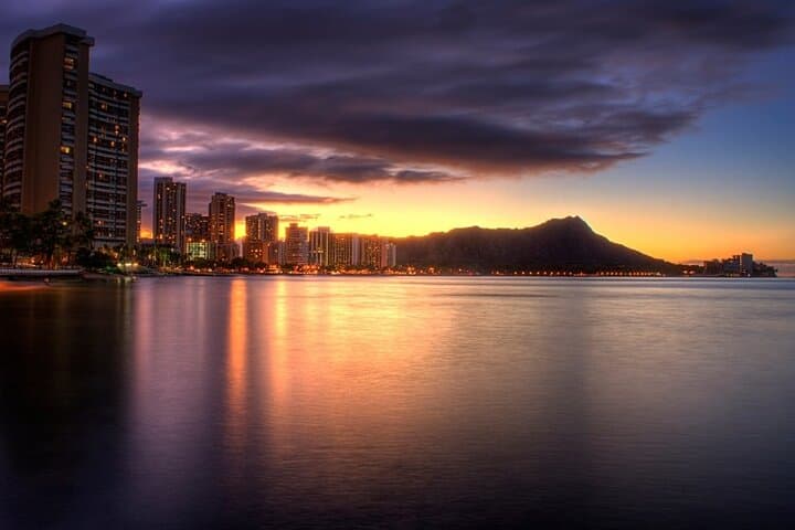 Experience Honolulu: Sunrise Whale Watching and Breakfast Cruise photo 2