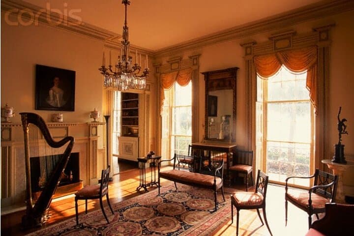 Historic Charleston Walking Tour — Battery, Rainbow Row & Civil War Sites photo 4