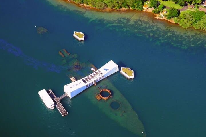 Pearl Harbor USS Arizona Memorial — Visitor’s Guide from Honolulu photo 3