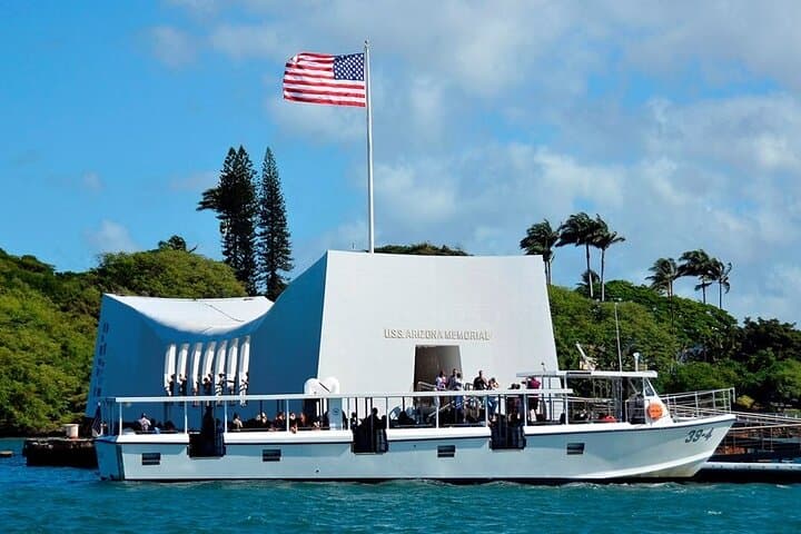 Pearl Harbor USS Arizona Memorial — Visitor’s Guide from Honolulu photo 5