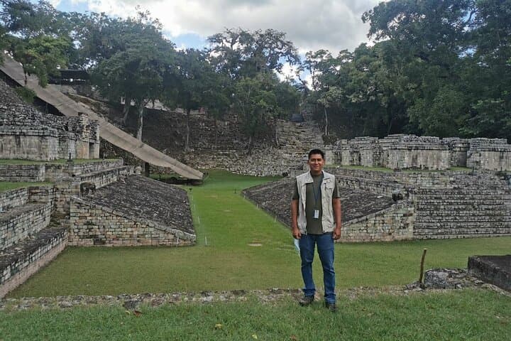 Full-Day Copán Ruins Tour from San Salvador — Hieroglyphic Stairway & Rosalila Access photo 3
