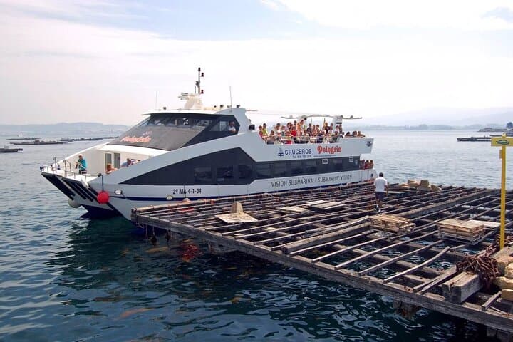 Full-Day Rías Baixas Tour: Albariño, Mussel Boat & Combarro