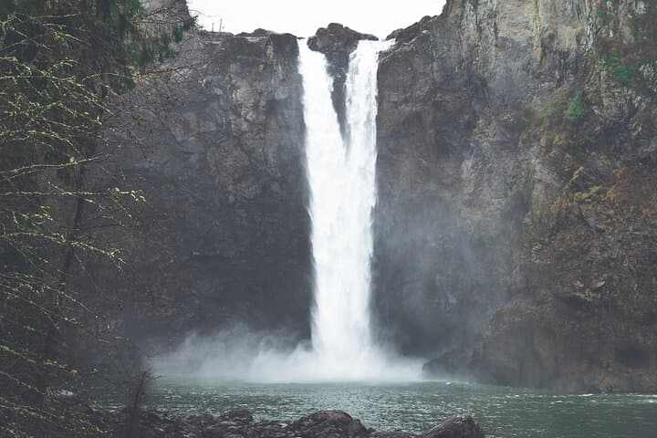 Snoqualmie Falls and Twin Falls Morning Hike: Guided Rainforest Walk from Seattle photo 4