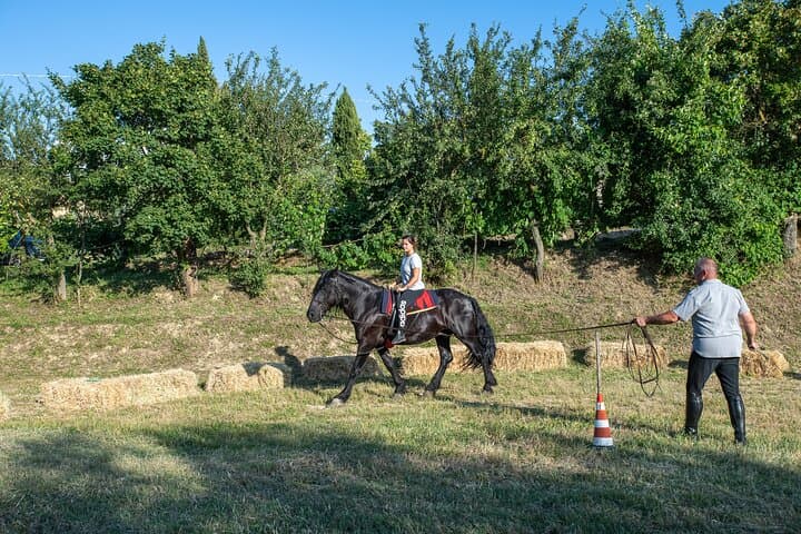 Horseback Riding and Tuscan Picnic in Val d'Orcia and Valdichiana photo 2