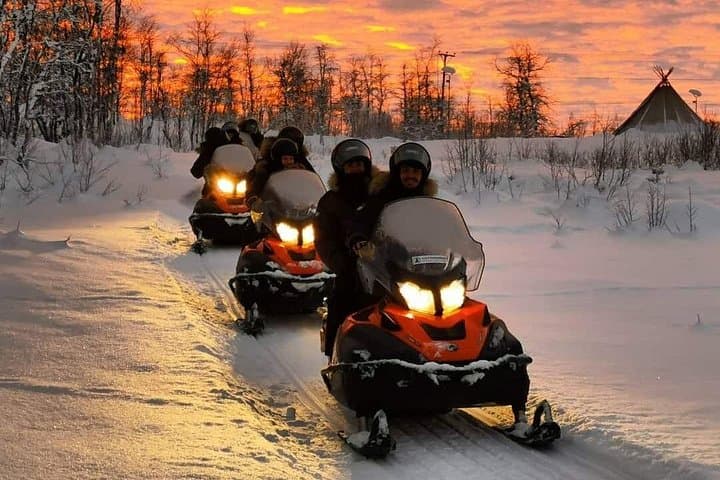 Snowmobile Safari to Lapland Viewpoint — Kiruna Arctic Half-Day Adventure photo 4