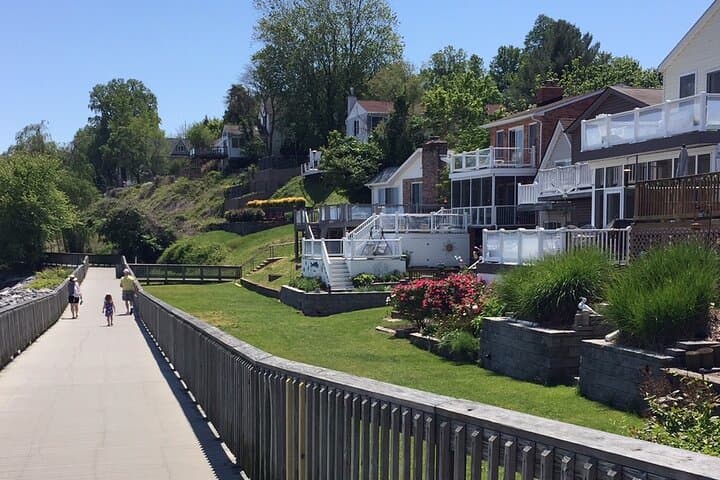 Chesapeake Beach Cliffs Guided Walk: Boardwalk Views & Railway Museum photo 4