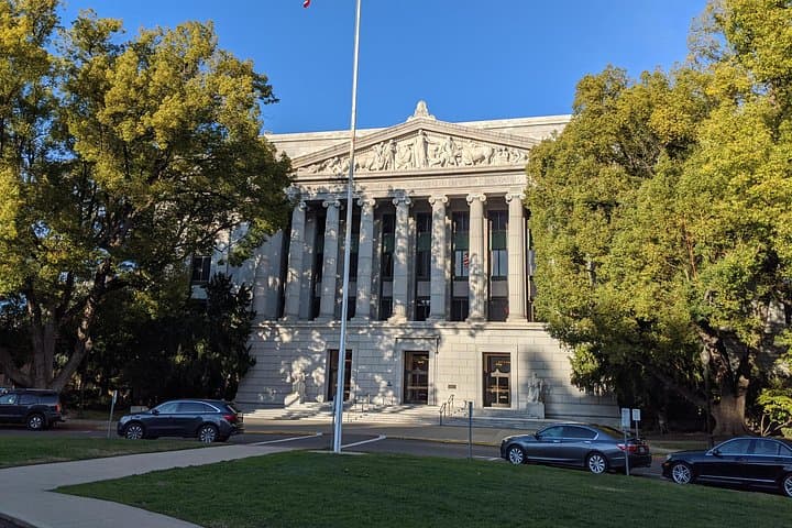 Sacramento Capitol Park Scavenger Hunt: Self-Guided 1.5-Mile Walking Tour photo 2