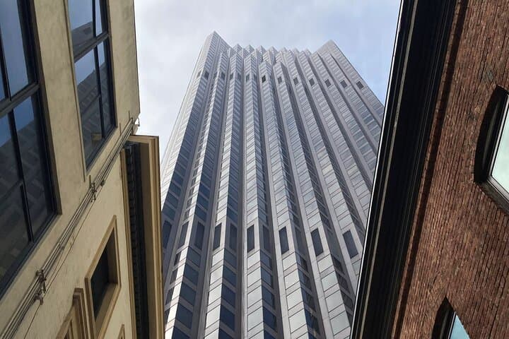 Self-Guided Financial District Walking Tour — VoiceMap Audio Guide photo 2