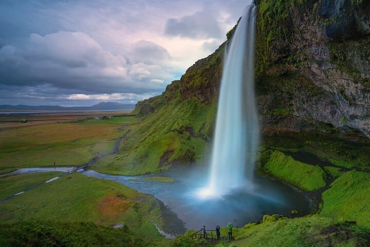 3-Day South Iceland Adventure: Waterfalls, Glaciers & Volcanic Highlands photo 2