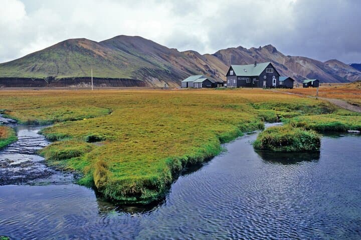 3-Day South Iceland Adventure: Waterfalls, Glaciers & Volcanic Highlands