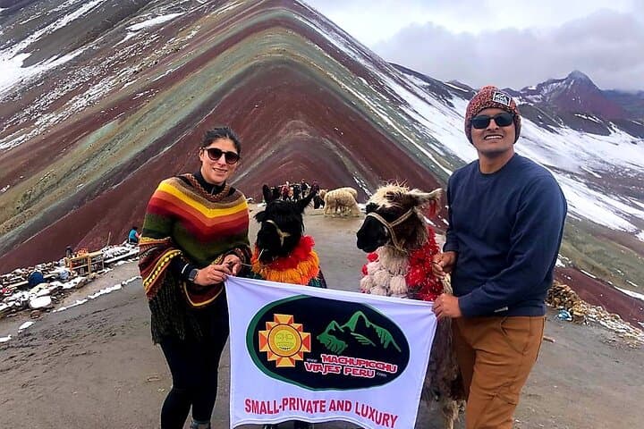 Full-Day Rainbow Mountain (Vinicunca) Hike from Cusco — Tips, Timing & What to Expect